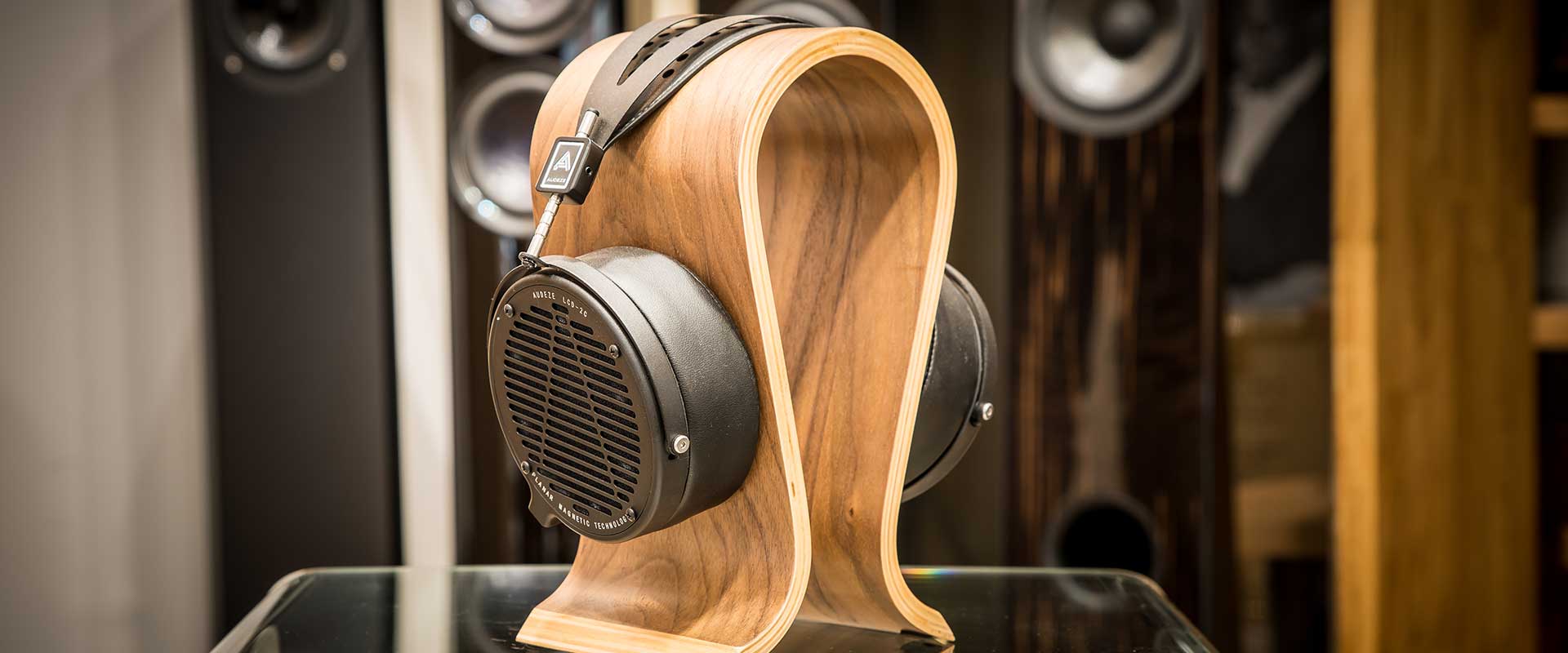 11-SV-Audeze-LCD-2C-Classic