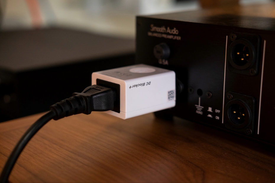 Ifi Silent Power DC Blocker +