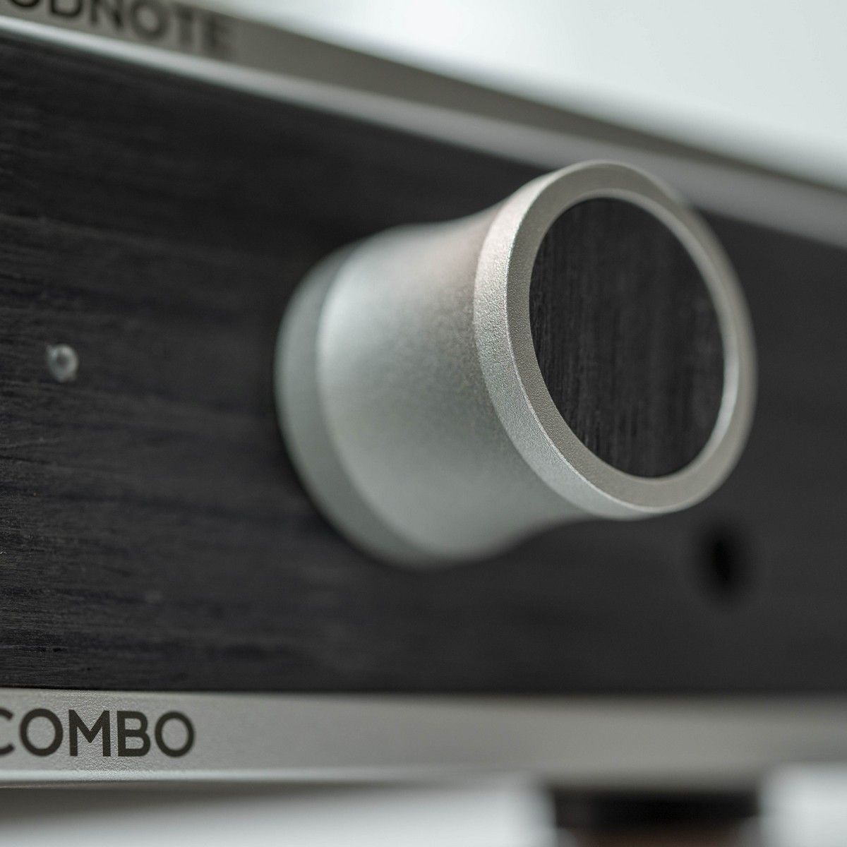 Lindemann Woodnote Combo (ampli connecté) – Image 4